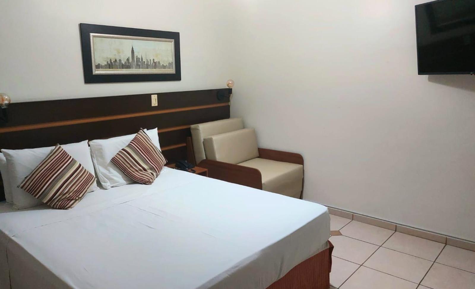 Hotel Ferraz Пузу Алегре Екстериор снимка