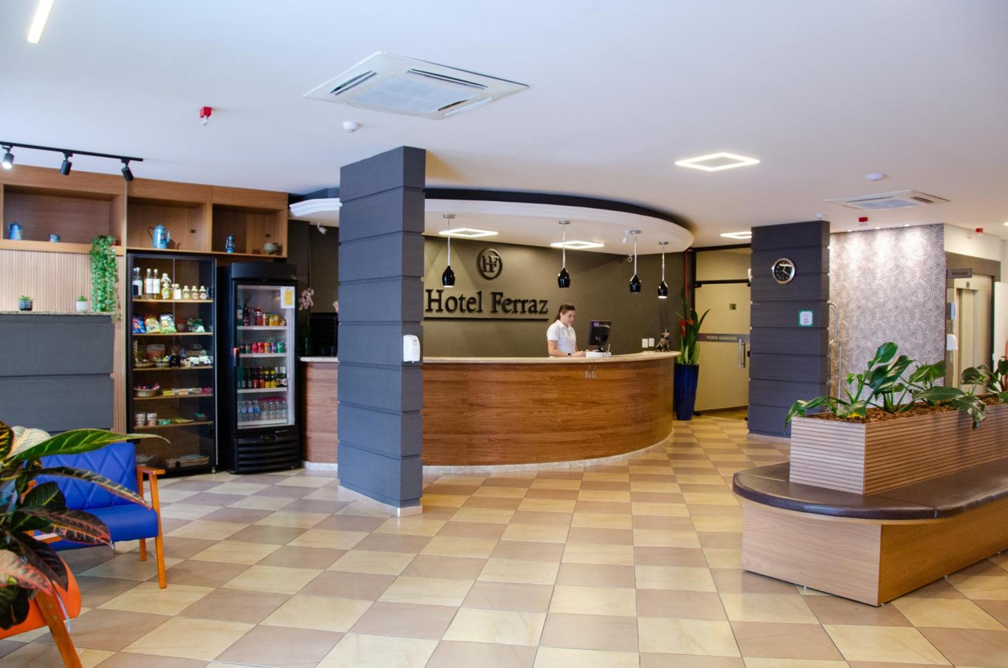Hotel Ferraz Пузу Алегре Екстериор снимка