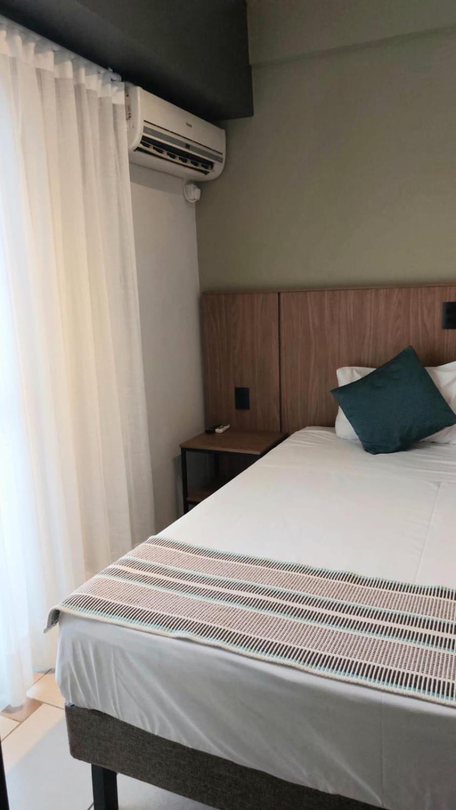 Hotel Ferraz Пузу Алегре Екстериор снимка