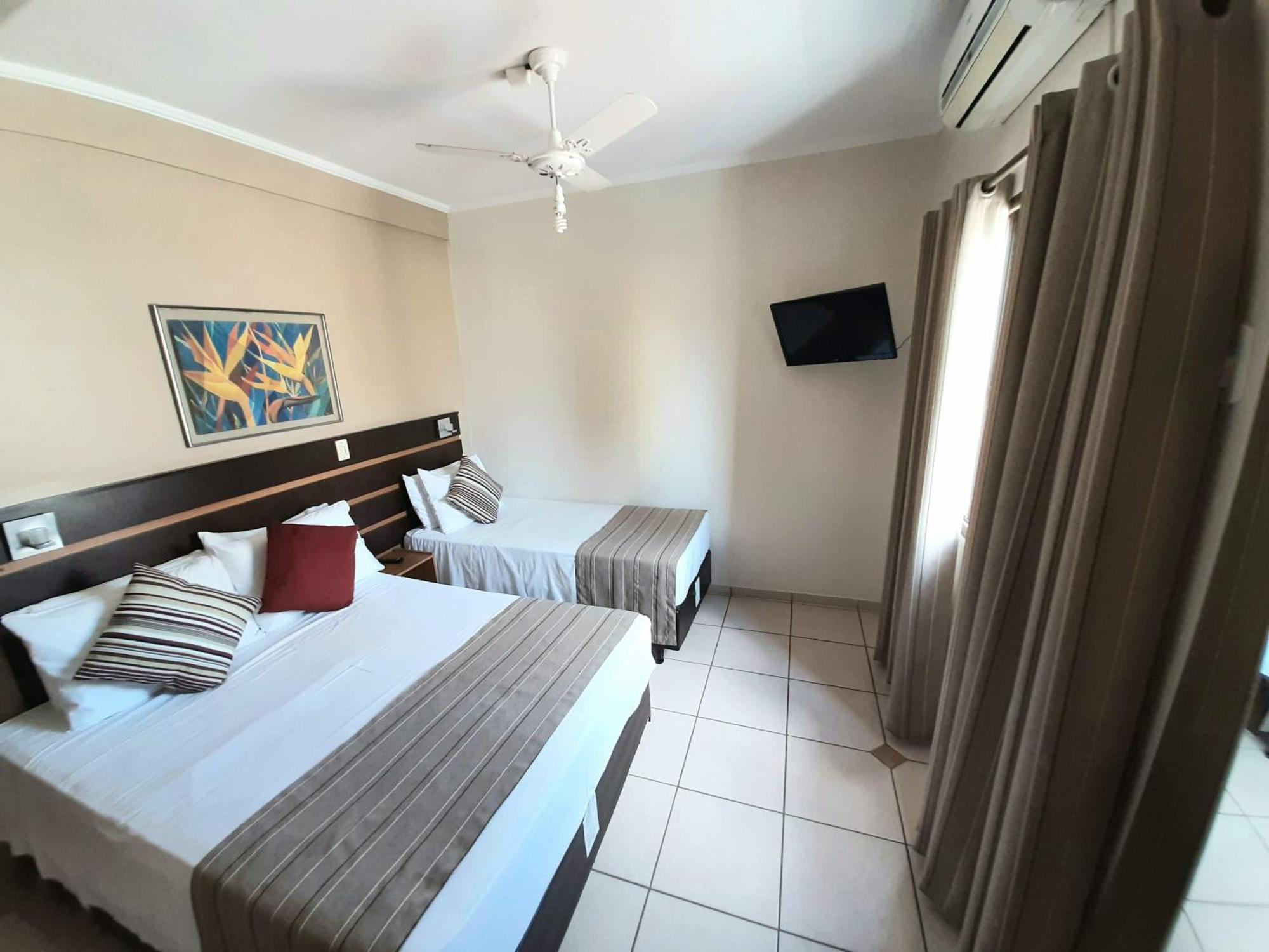 Hotel Ferraz Пузу Алегре Стая снимка