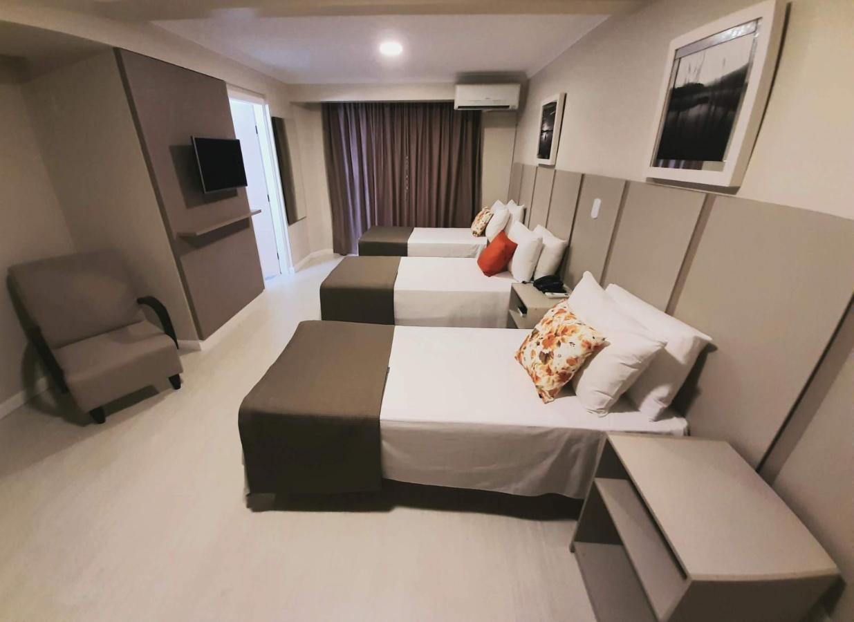 Hotel Ferraz Пузу Алегре Екстериор снимка