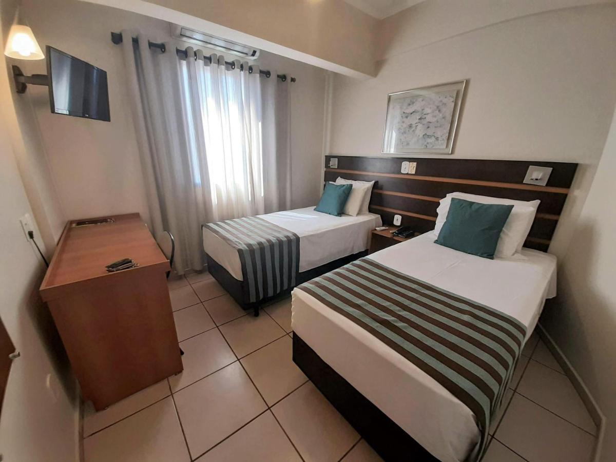 Hotel Ferraz Пузу Алегре Екстериор снимка